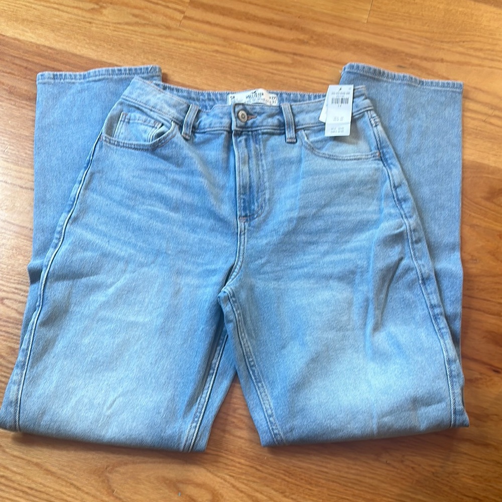 💙BRAND NEW HOLLISTER JEANS!!💙